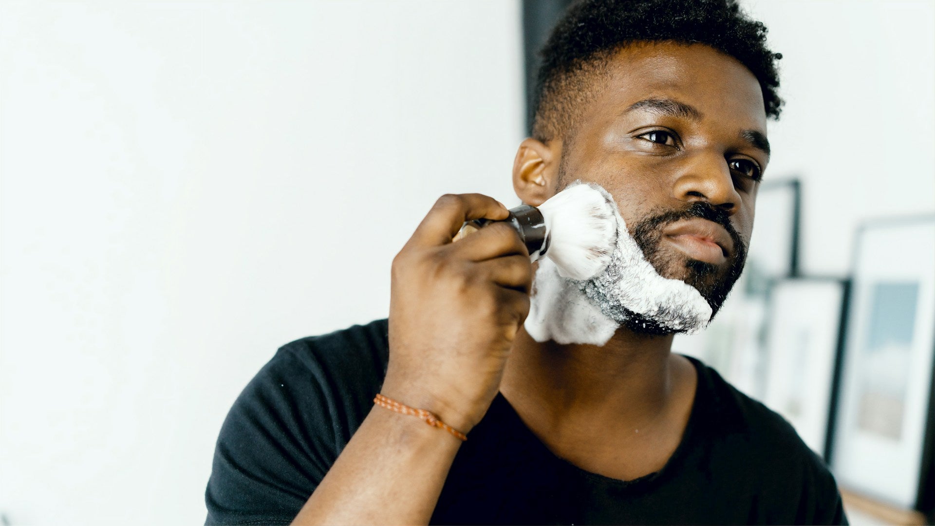 Should You Use Shaving Cream With an Electric Razor? Should You Use Shaving Cream With an Electric Razor?