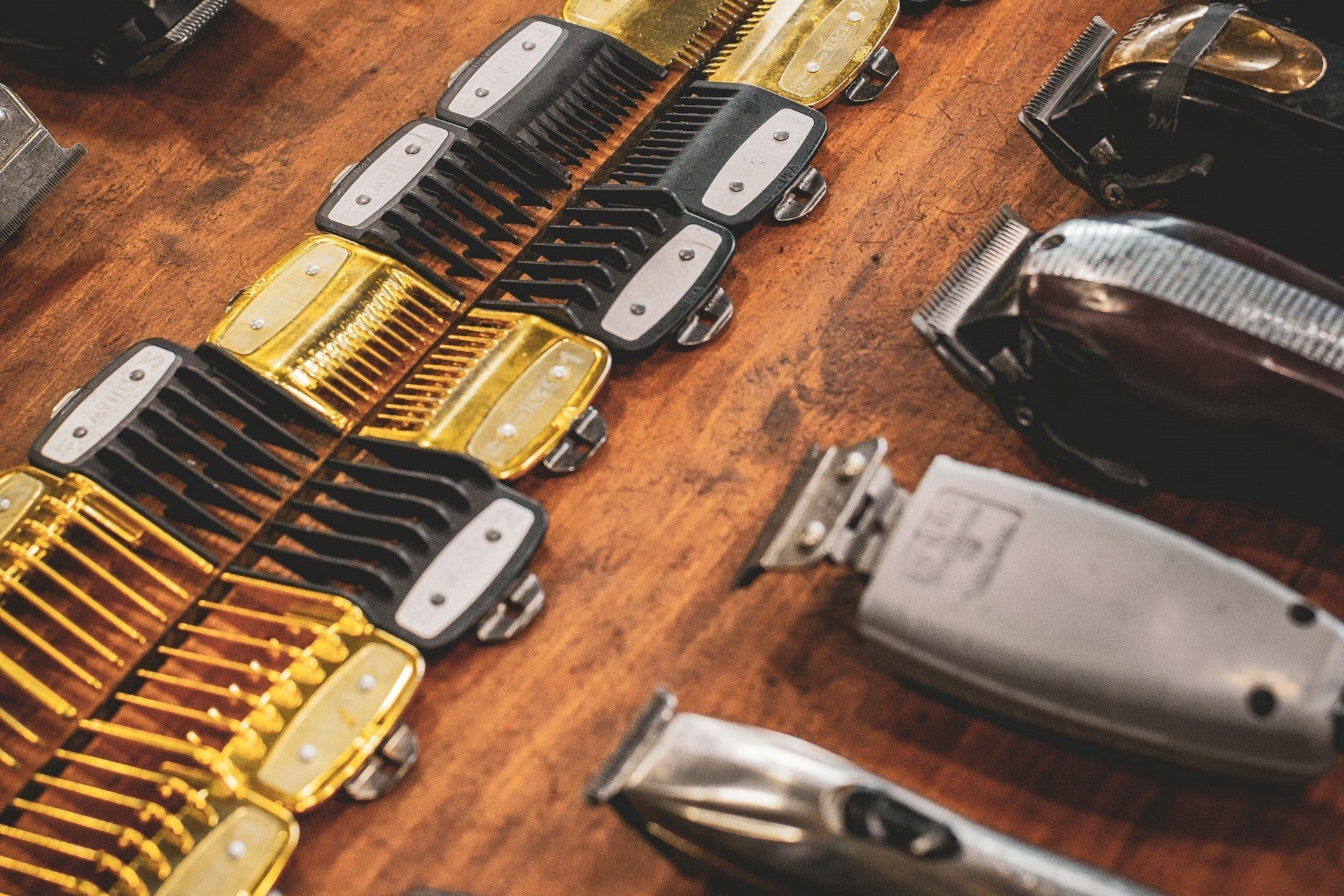 How to Oil Clippers & Clipper Blades for Best Performance