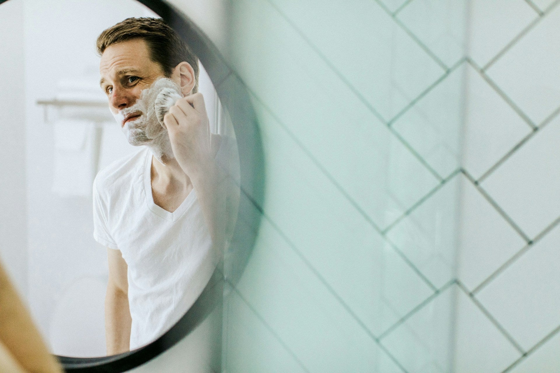 Can You Use Shaving Foam With an Electric Shaver? 5 Essential Tips